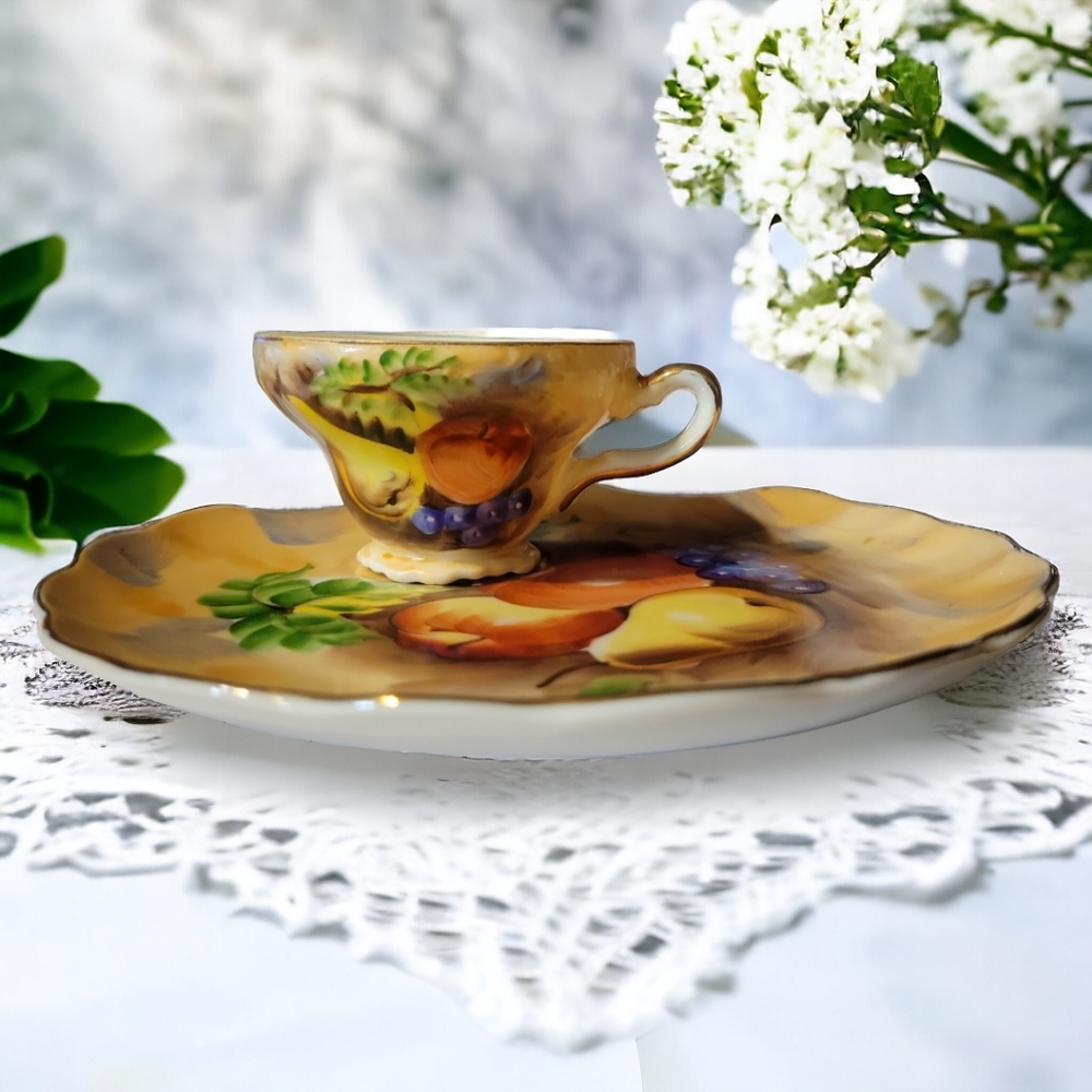 Vtg Porcelain Gold Trim Luncheon Plate Tea Cup Fruit Sandwich
